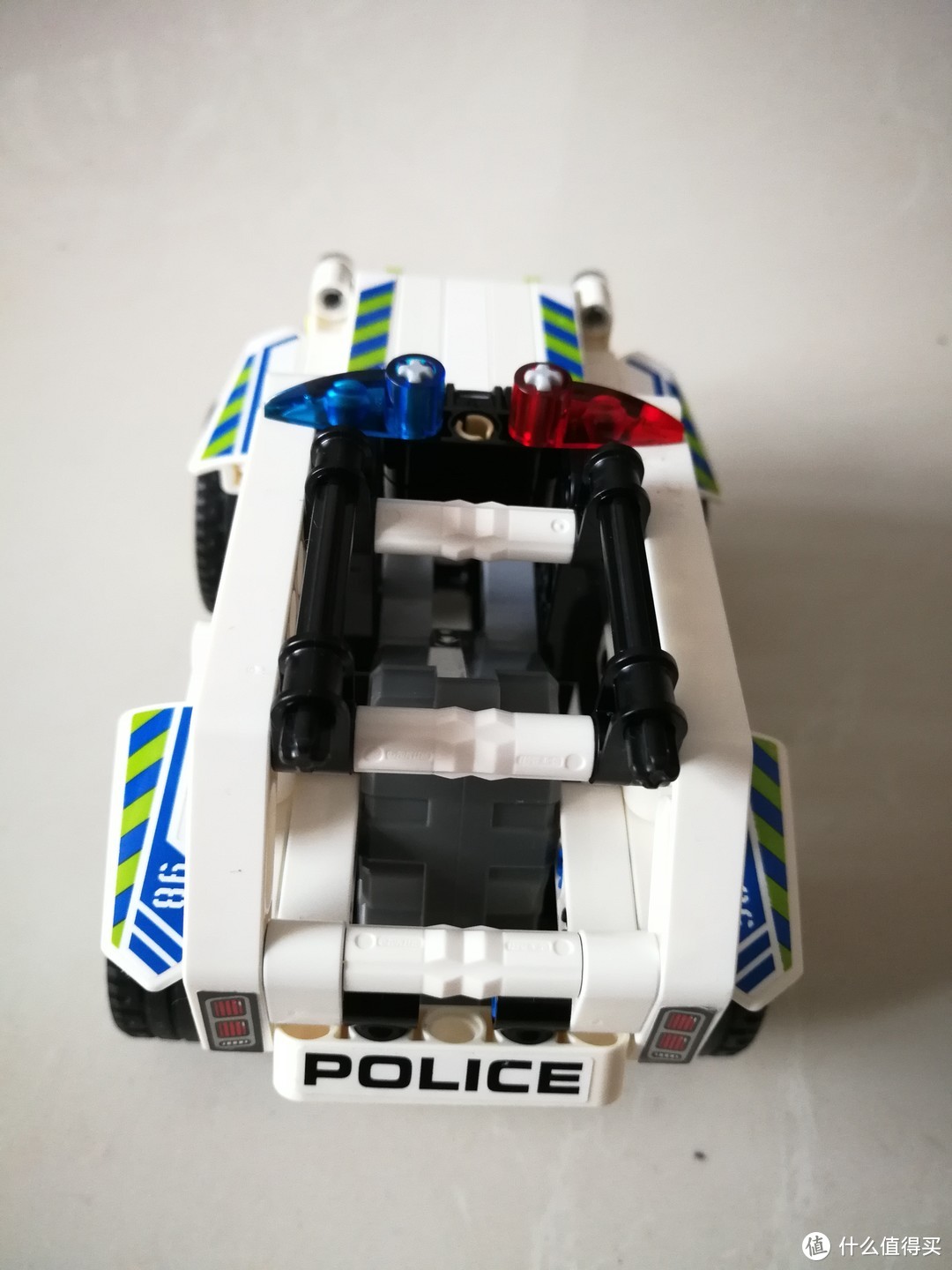 给女儿的生日礼物—LEGO 乐高 42047 警察拦截车 开箱