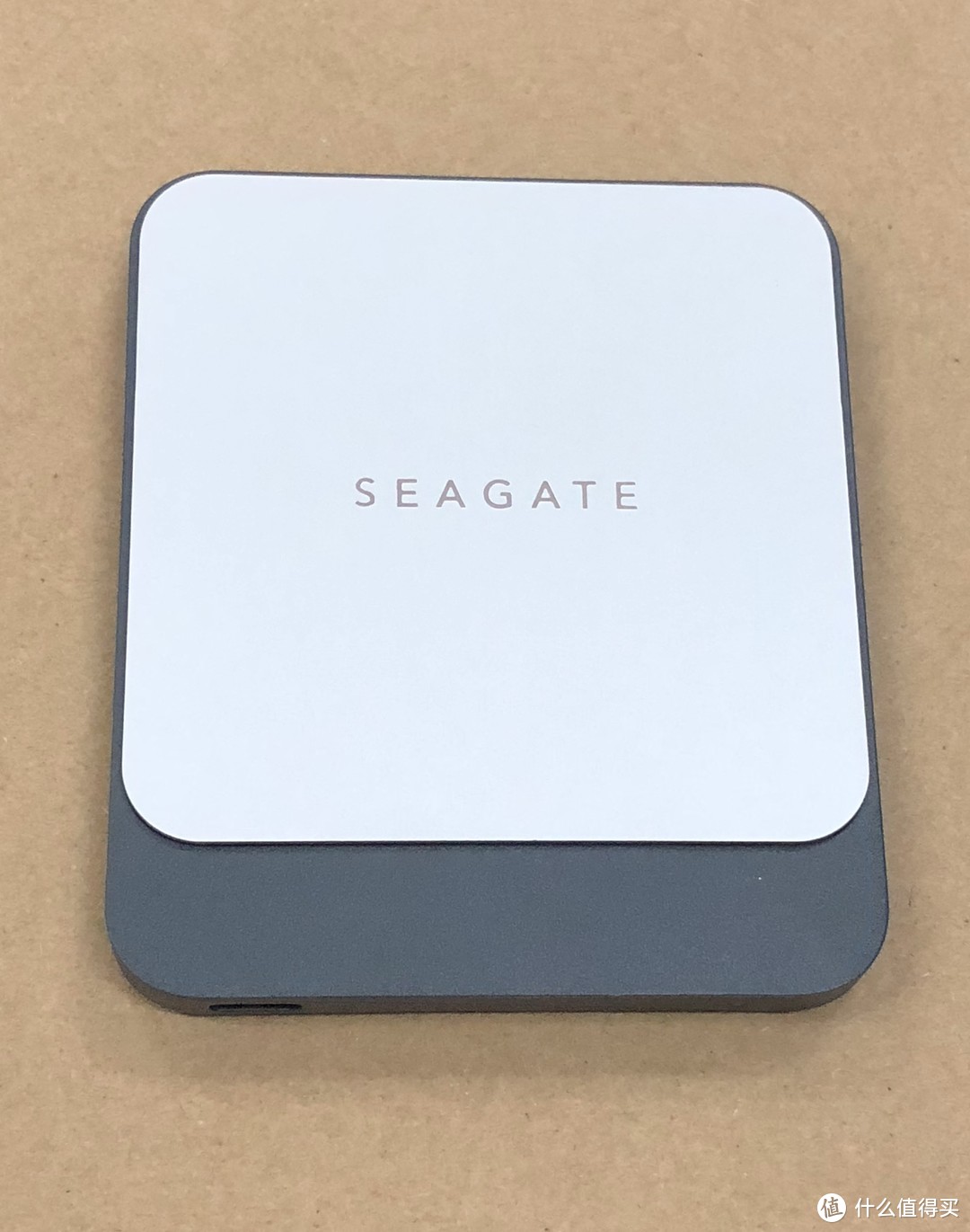 SEAGATE 希捷 飞翼Fast SSD 1TB 外置便携式移动固态硬盘 入手使用体验