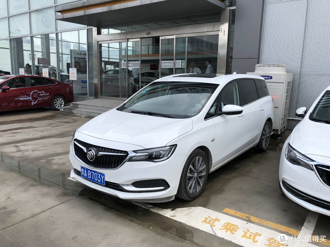 三口之家的第一辆MPV，万字长文解密别克GL6