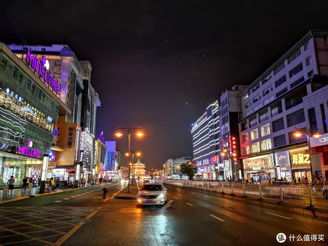 上怼天下怼地中间怼空气—华为P20 Pro拍照测评（大量夜景）