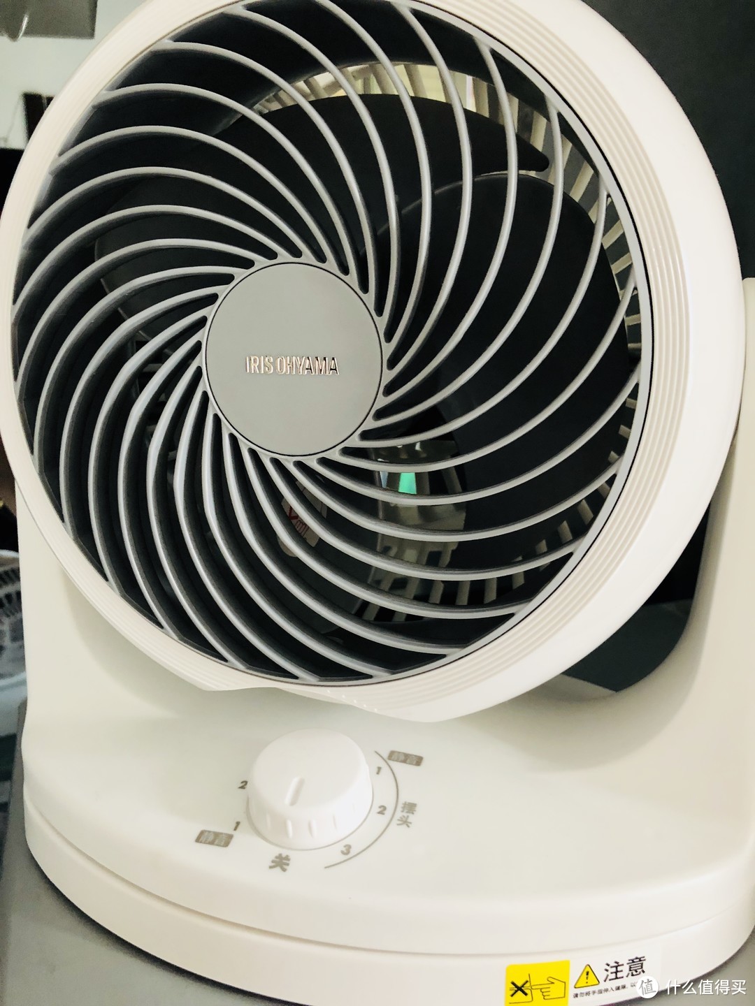 一款有颜值的卡地亚空气循环扇与爱丽思风扇的比较