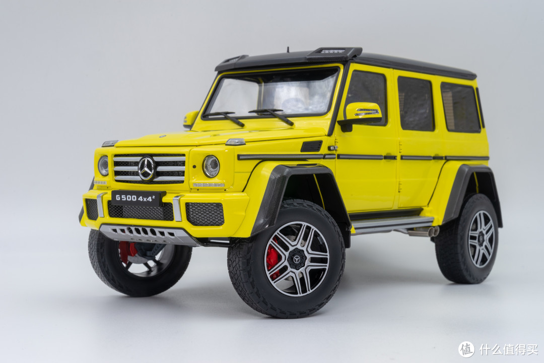 合金和塑料的一次正面较量—Almost Real 奔驰 AMG 4X4²＆AA奔驰G63 6X6