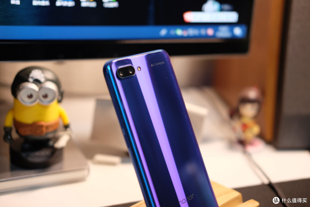huawei 华为 p20 pk honor 荣耀10 手机参照对比