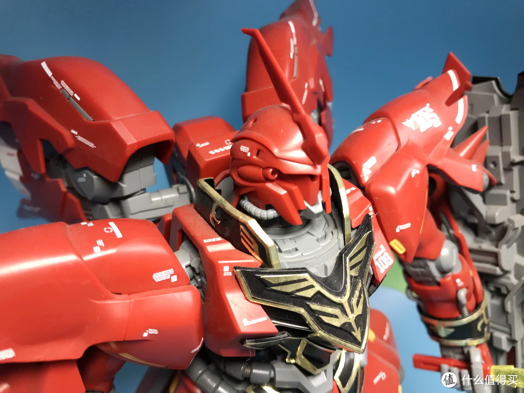 万代 BANDAI 高达 MG M167 MSN-06S Sinanju 新安洲