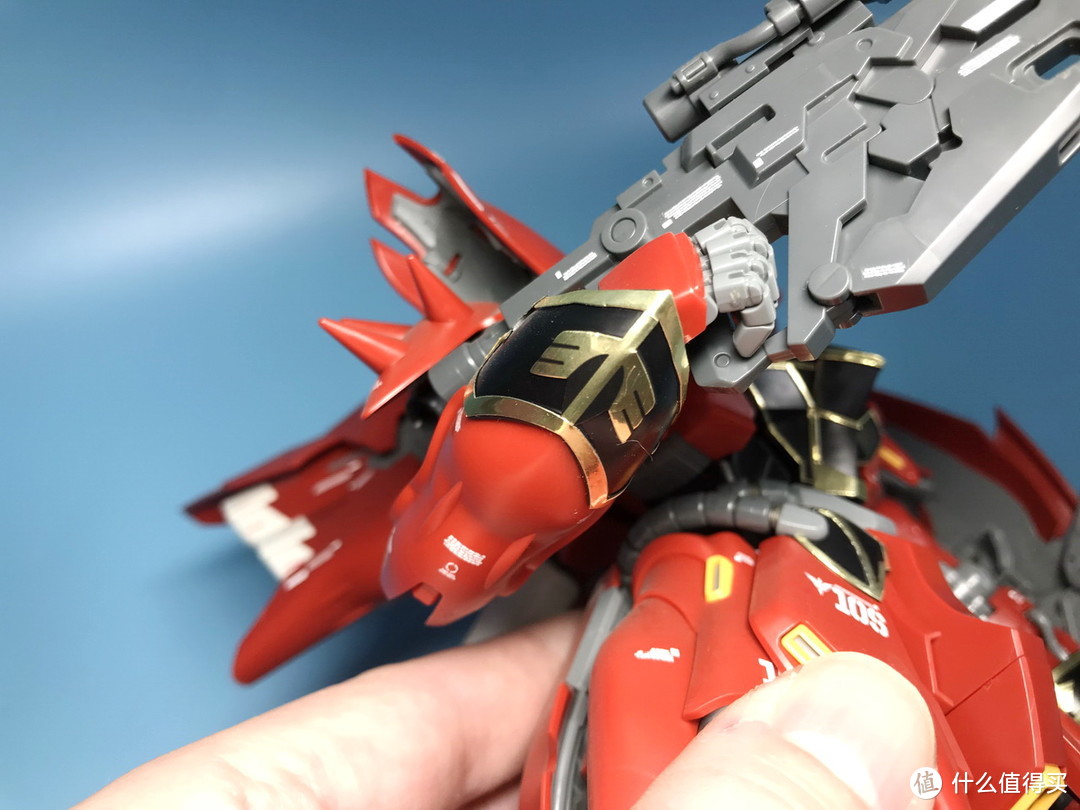 万代 BANDAI 高达 MG M167 MSN-06S Sinanju 新安洲