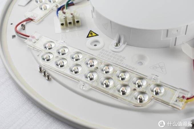 飞利浦吸顶灯真心推荐,拆解内部构造