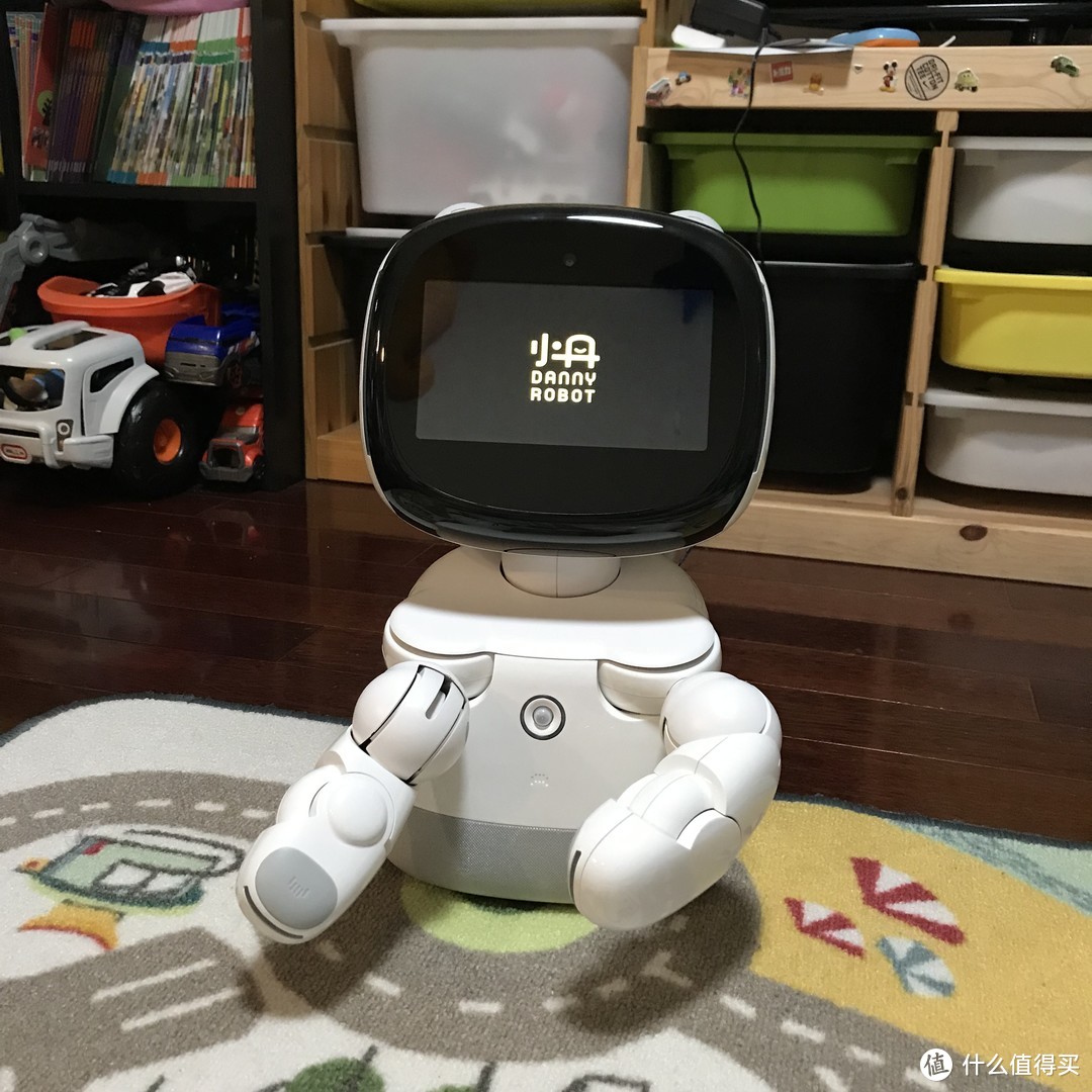 造型可爱！唱跳讨喜！Danny Robot 小丹机器人