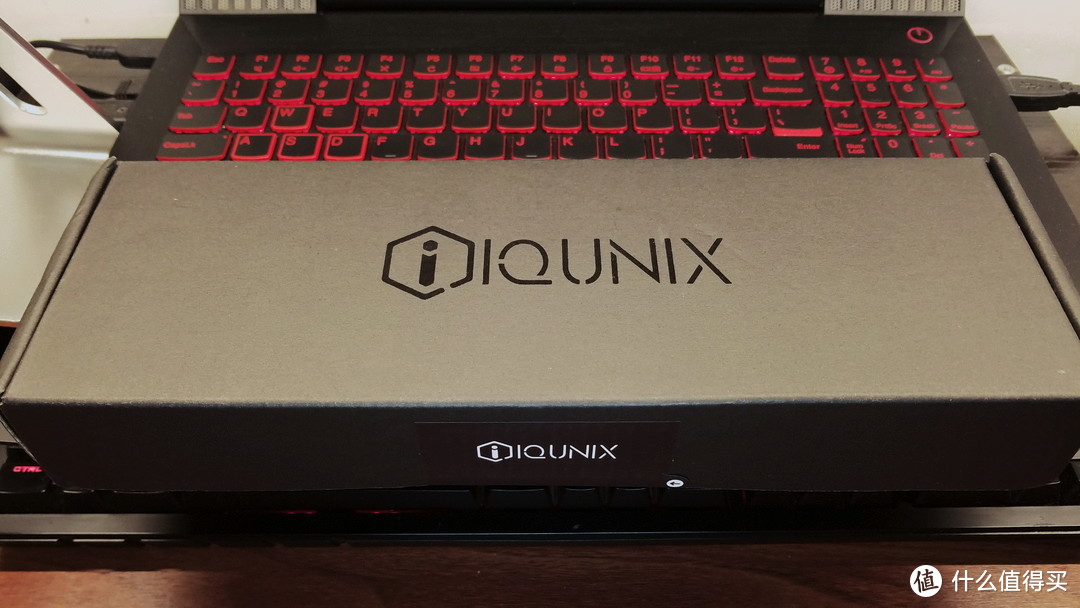 iQunix 笔记本电脑铝合金桌面支架