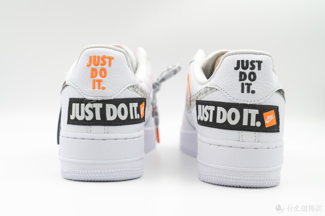 Air Force 1 Just Do It 白色细节图