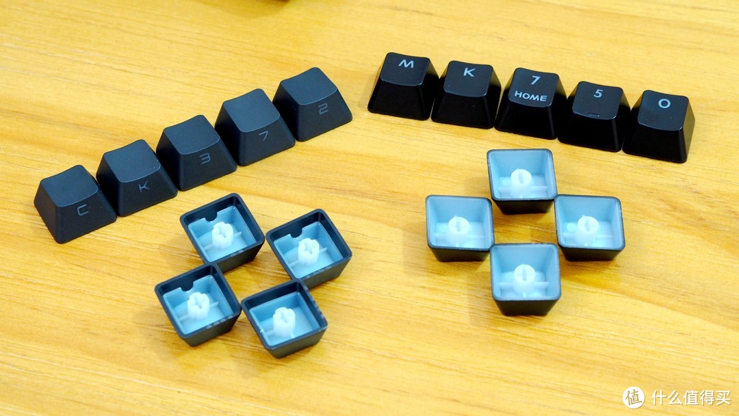 出厂自带PBT双色侧刻键帽的RGB键盘——酷冷至尊(CoolerMaster) CK372 RGB 茶轴 机械键盘