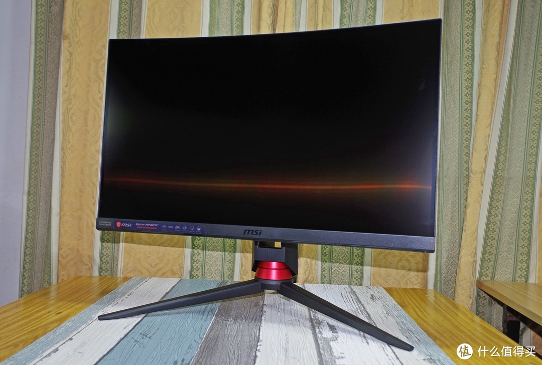 第一次用144HZ+曲面屏，msi MPG27C电竞显示器试用