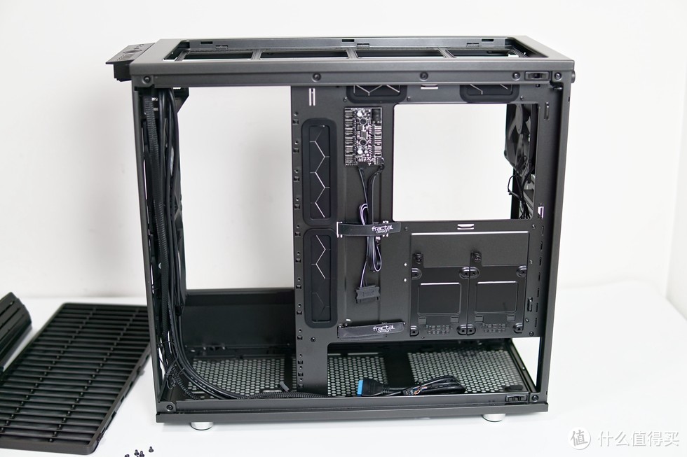 FRACTAL DESIGN DEFINE R6 TG 机箱评测