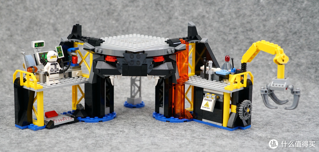 有品位的大魔王：LEGO 乐高 幻影忍者 加满都魔王的火山熔岩基地 70631评测