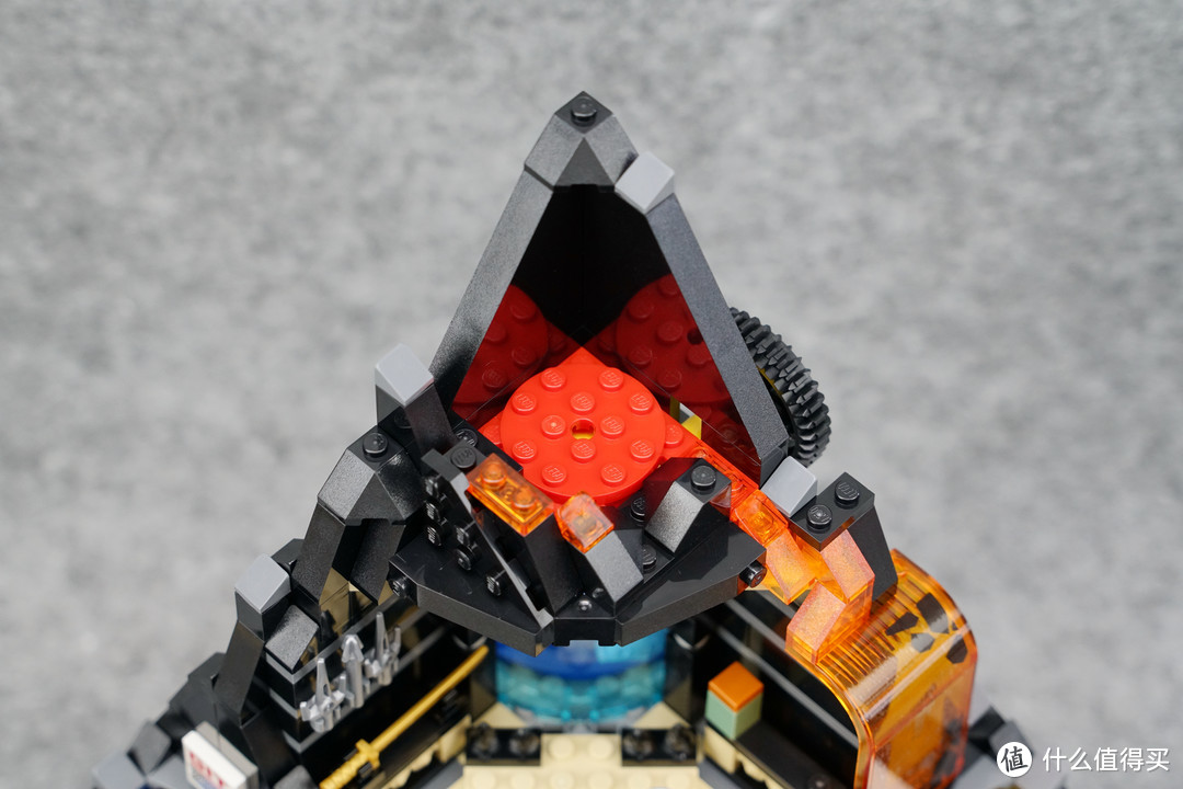 有品位的大魔王：LEGO 乐高 幻影忍者 加满都魔王的火山熔岩基地 70631评测