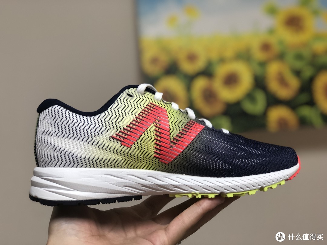 出乎意外的硬核—New Balance RC1400V6 竞速跑鞋开箱