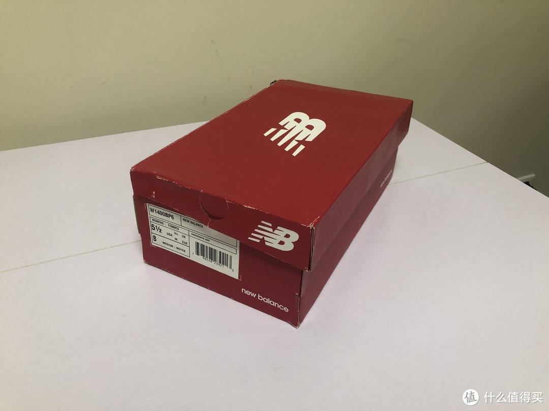 出乎意外的硬核—New Balance RC1400V6 竞速跑鞋开箱