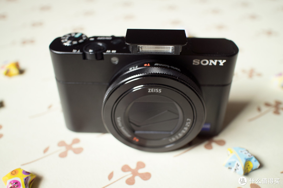 爱人送的礼物—SONY 索尼 RX100M5 数码相机 晒物