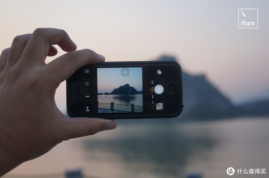 想用 iPhone 拍出高大上夜景？只靠原生相机也可以