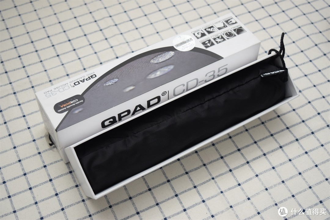 尼龙鼠标垫打游戏，QPAD 酷倍达 CD-35 鼠标垫 开箱