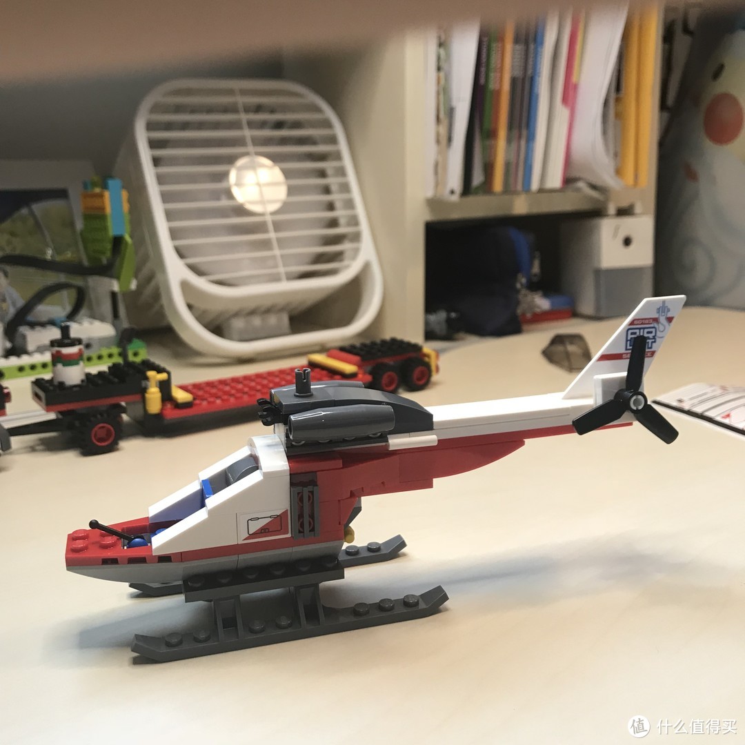 LEGO 乐高城市组 60183 重型直升机运输车