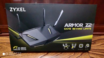 ZyXEL 合勤科技 ARMOR Z2 2600M双频无线路由器外观展示(散热孔|接口|天线)