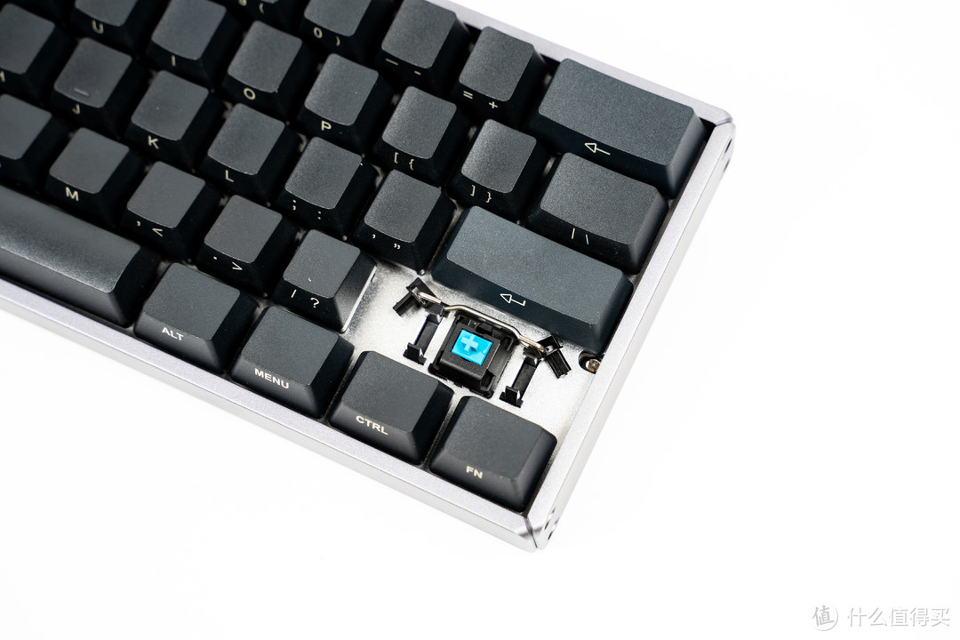 一款十分精致的办公用键盘——iQunix F60双模键盘开箱