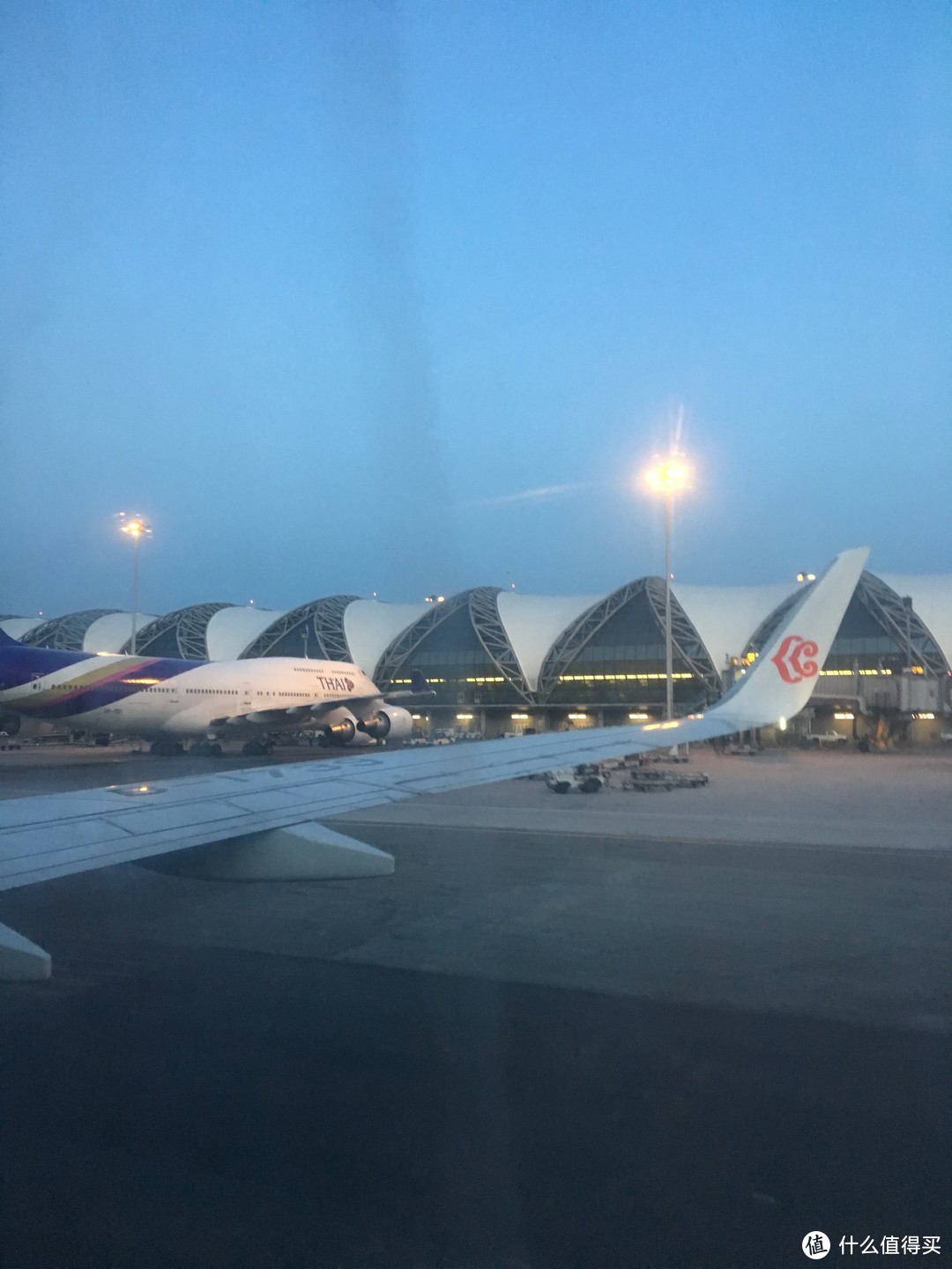 曼谷机场停机坪