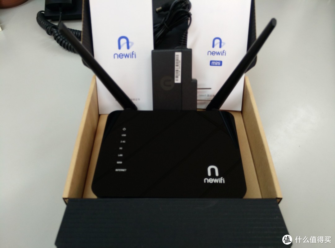 我家的wifi实用组合：TP link Hyfi无线套装+newwifi无线路由器