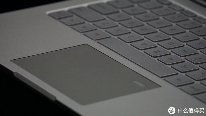 大学生活快开始了，买个小米笔记本Air好不好？