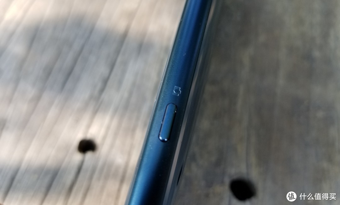 特立独行才是真索尼——Sony Xperia XZ2 开箱测评