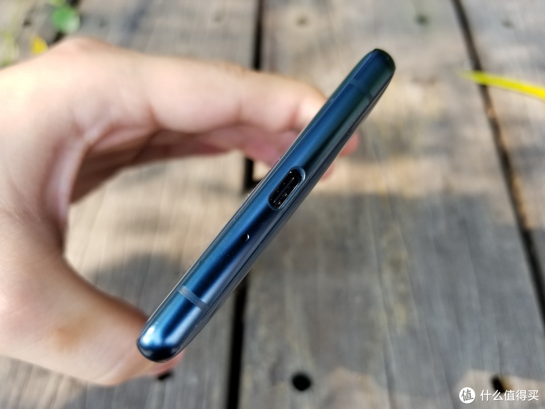 特立独行才是真索尼——Sony Xperia XZ2 开箱测评