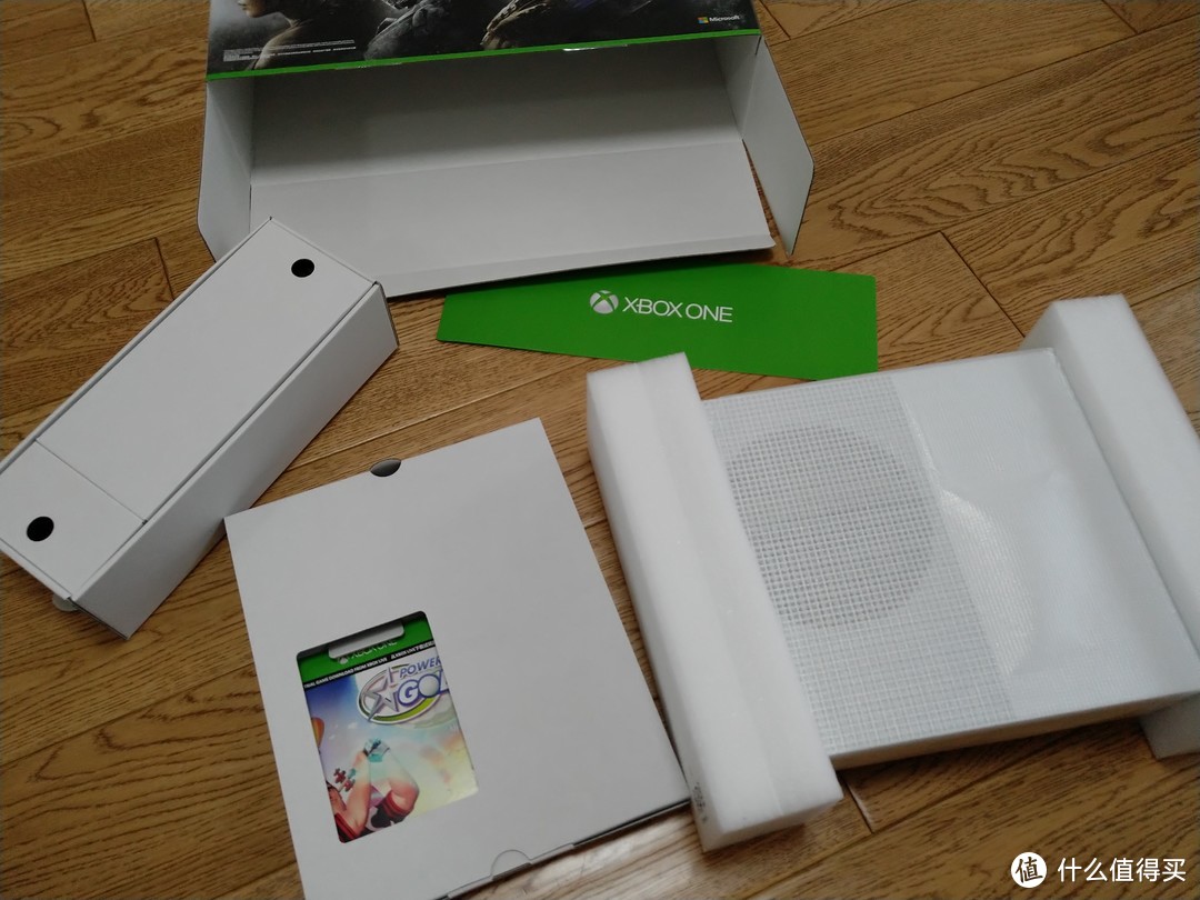 开箱晾物—SMZDM 什么值得买 幸运屋中奖 微软 XBOX ONE S 游戏机开箱