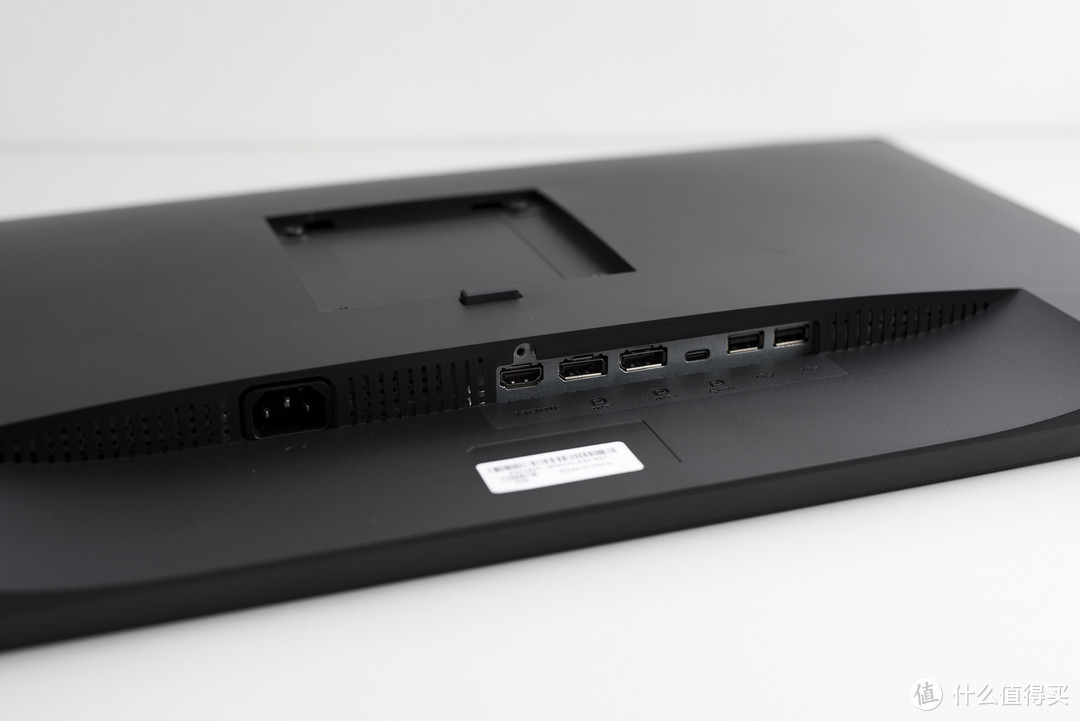 一条Type-C线带来的便利—Dell 戴尔 P2719HC 显示器 开箱点评
