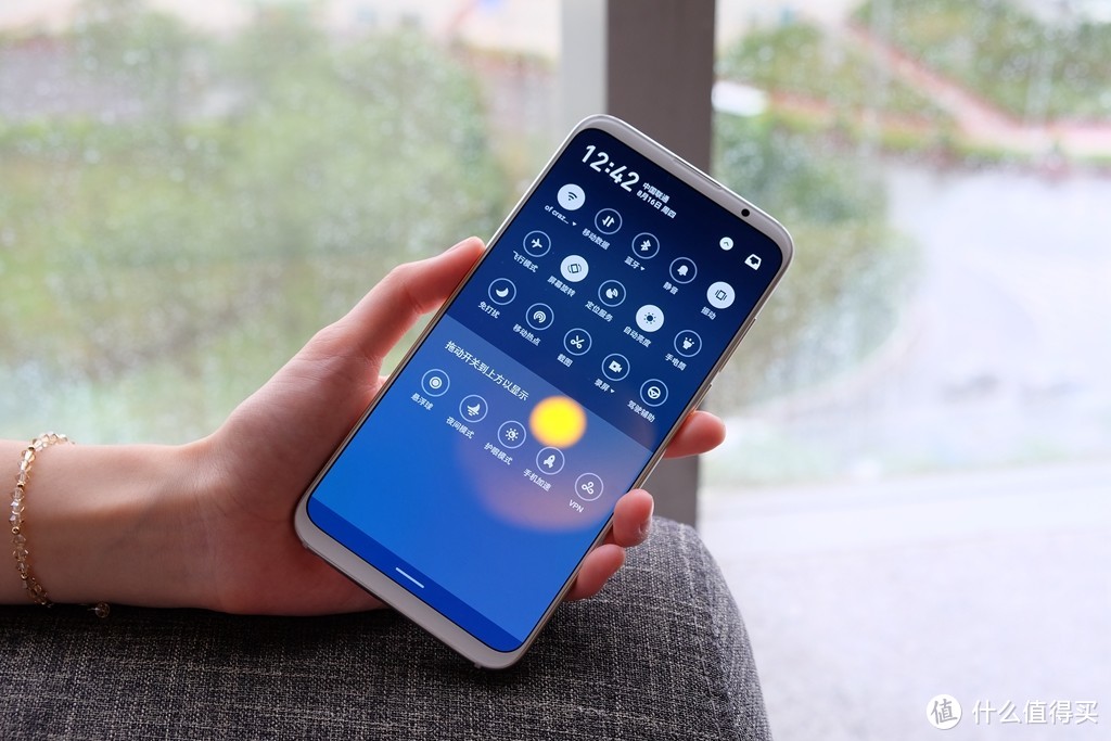 上手全国首台MEIZU 魅族 16th Plus：8+256GB顶配版 手机 开箱