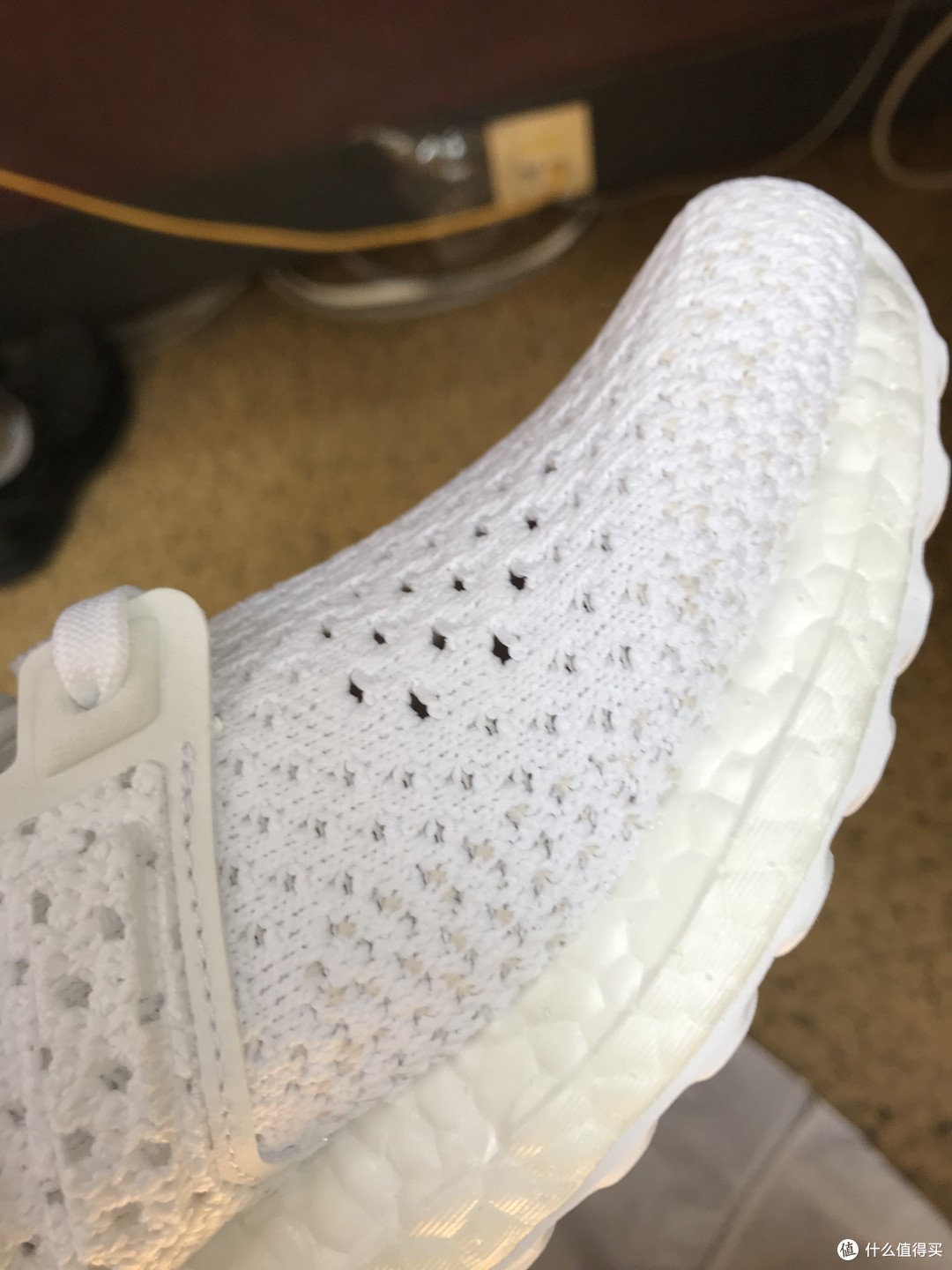 夏日怎么可以没有一双小白鞋 Adidas 阿迪达斯 UltraBOOST CLIMA  跑步鞋 BY8888