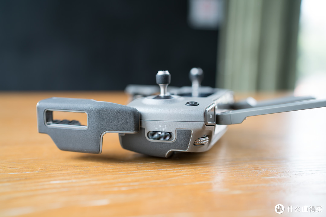 DJI 大疆 Mavic 2 Pro 无人机开箱分享以及首飞体验