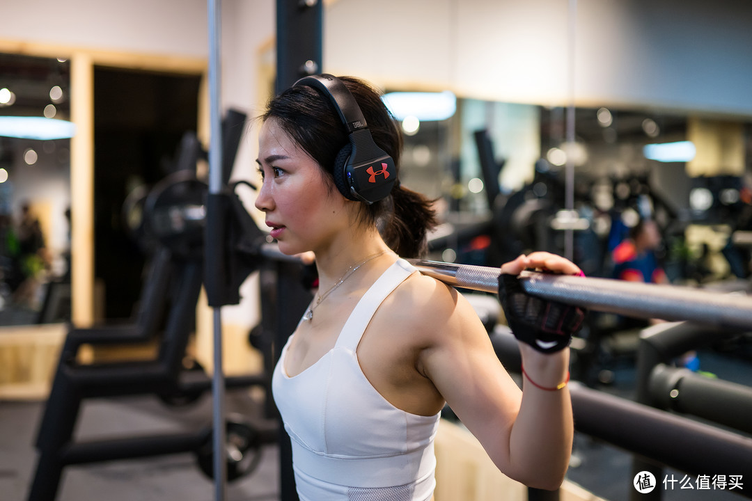 从来不去健身房，或许你缺一个它：JBL UA TRAIN 联名款头戴式无线蓝牙运动耳机测评报告