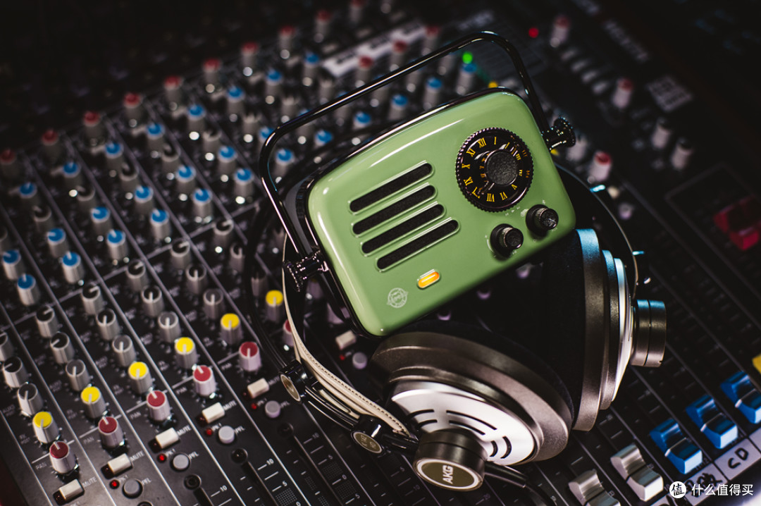 让心灵去音乐时空畅游,让耳朵在音乐宇宙里慵懒 猫王旅行者2号_收音机