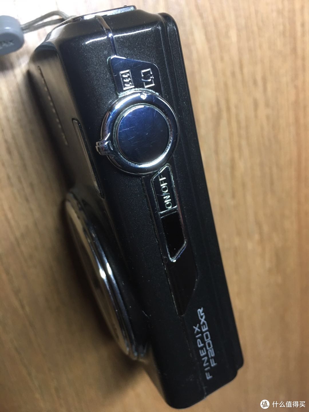 英雄迟暮—卡片机机时代的FUJIFILM 富士 F200EXR 相机开箱