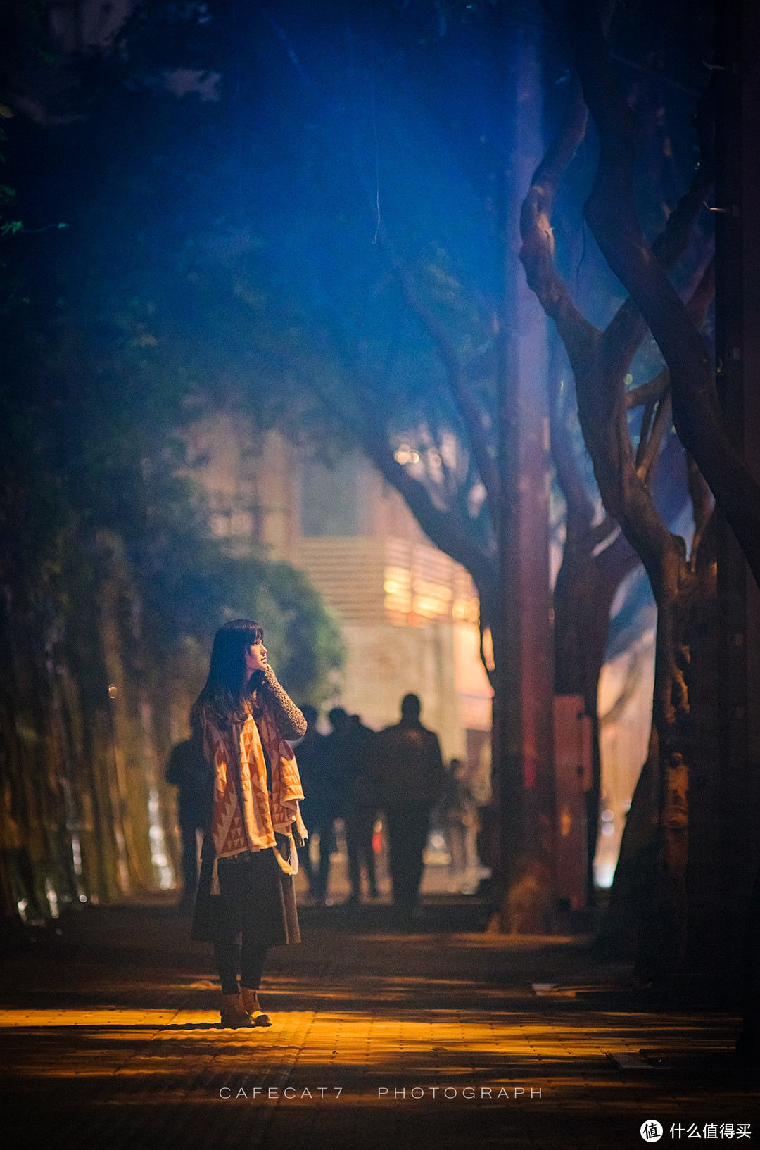 在网红城市重庆打卡拍夜景人像，这些地方你一定不要错过！