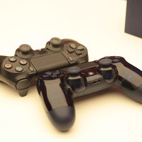 索尼 PS4 Pro 国行游戏主机使用总结(材质|手柄)