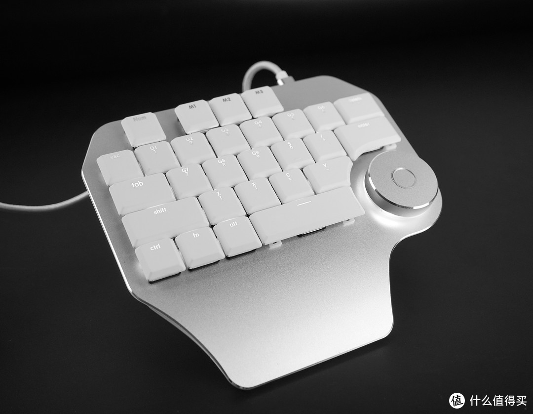DeLUX 多彩 DESIGNER 设计师单手机械键盘 体验