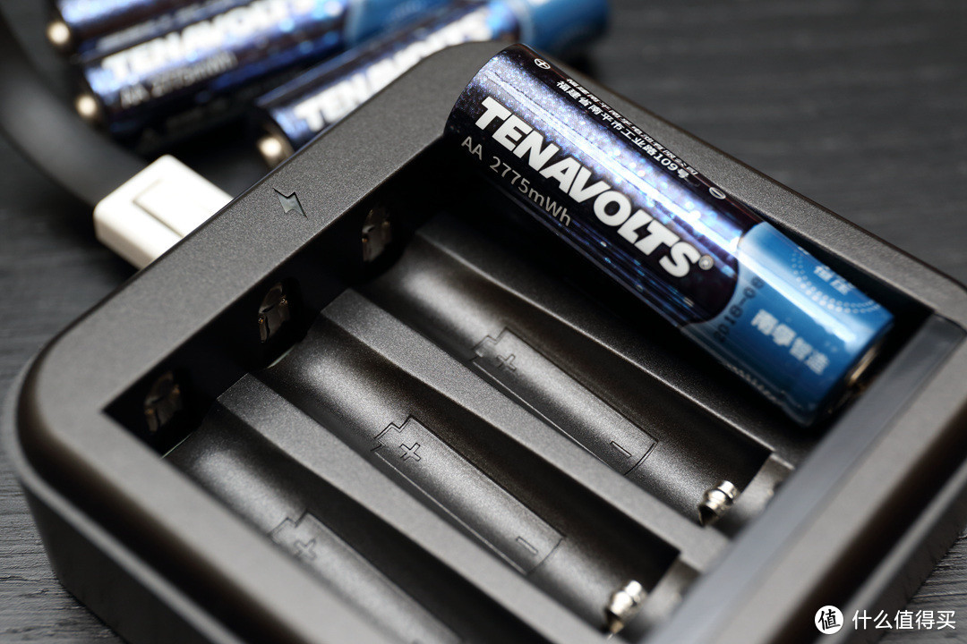 这电池有啥不一样？南孚充电锂电池和镀金CR2032电池体验记