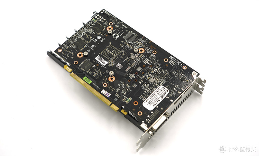 2600+1066+16G吃鸡电脑 6500元极限装机记