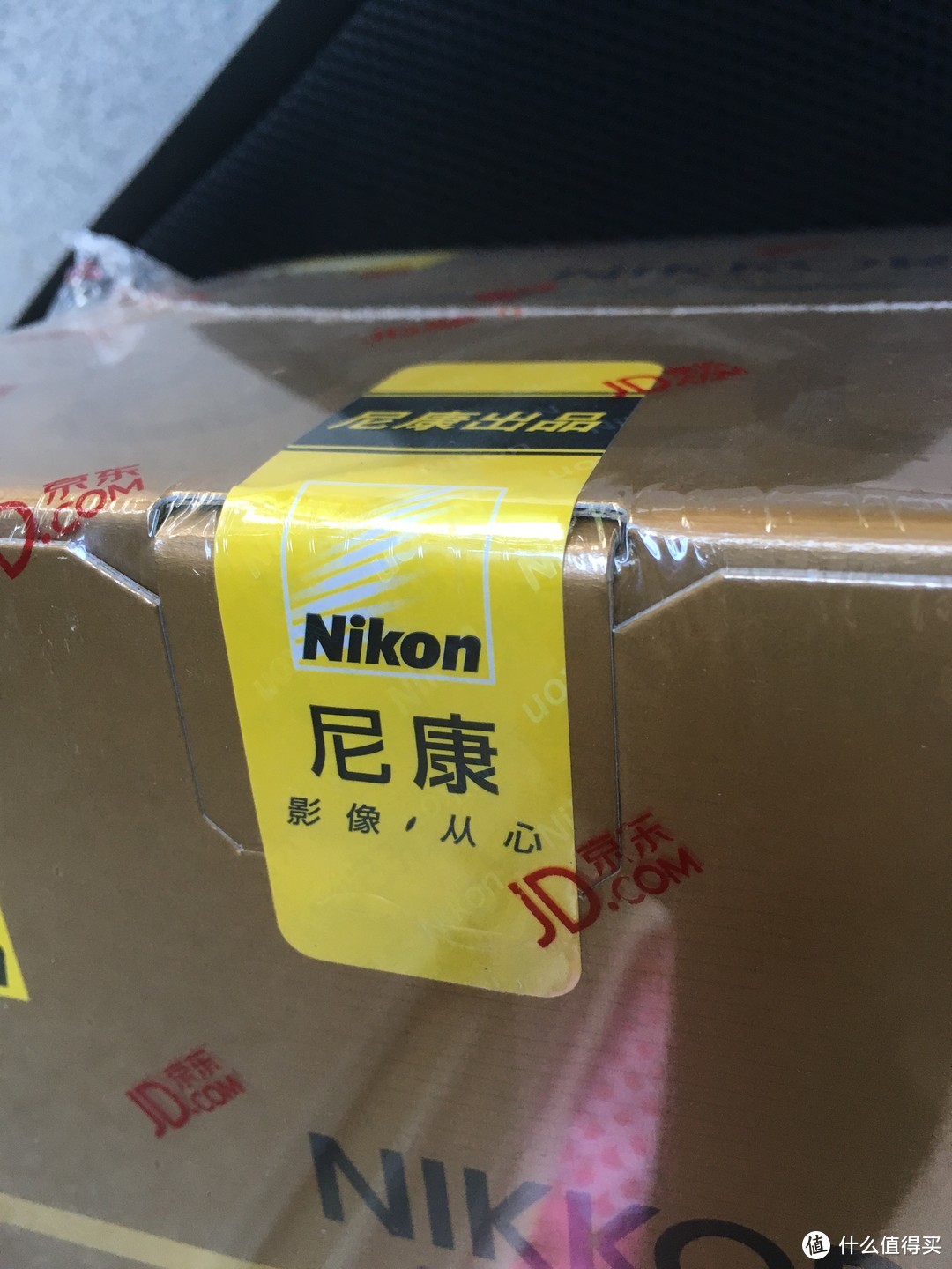 尼康 Nikon 70-200mm f/2.8E FL ED VR 镜头开箱