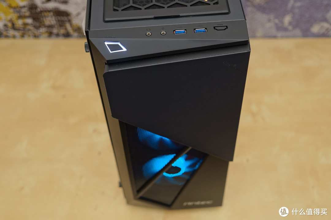 洞洞流加RGB面板 Antec 安钛克 Dracarys 龙焰机箱 安装体验