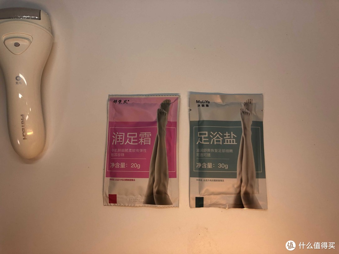 匹奇电动磨脚器+蒸汽喷雾离子直发梳的使用感受