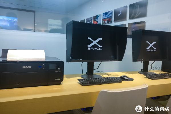 X-SPACE提供专业照片输出设备可以进行摄影作品的输出