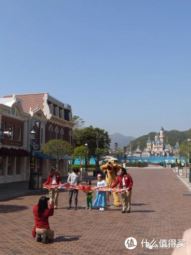 上海迪士尼已刷完,香港迪士尼还值得去吗?