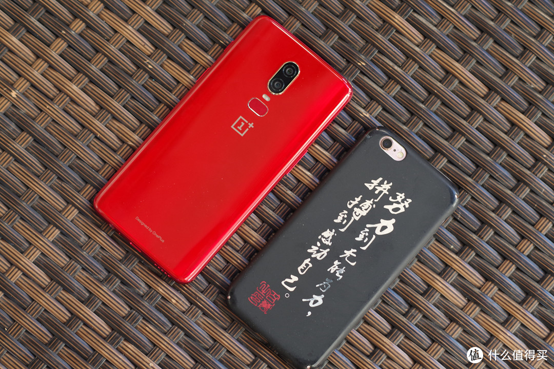 一抹飘红，一道工艺，一厢情愿：ONEPLUS 一加6 琥珀红 智能手机开箱